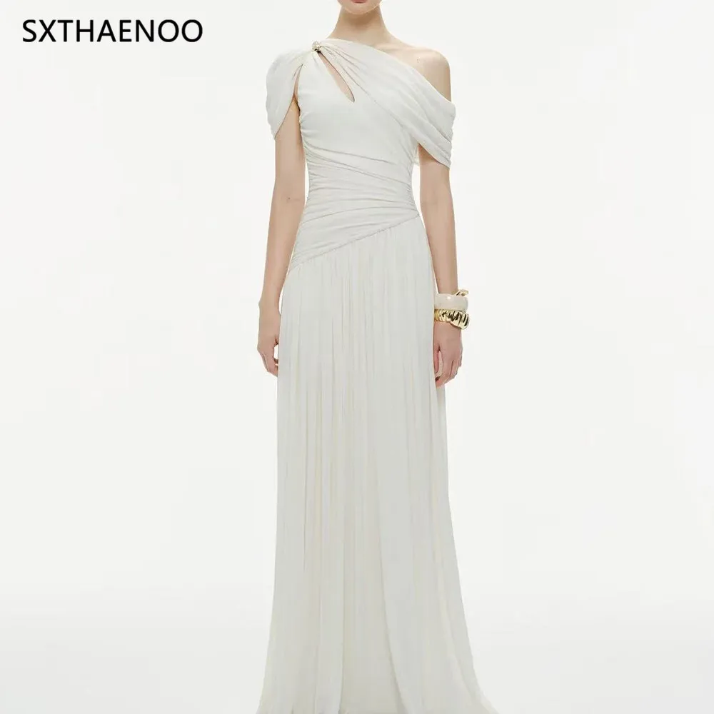 

SXTHAENOO Fashion Women's Evening Dresses French Solid Color Elegant Off-Shoulder Waist-Cinching Knitted Irregular Dress 2026