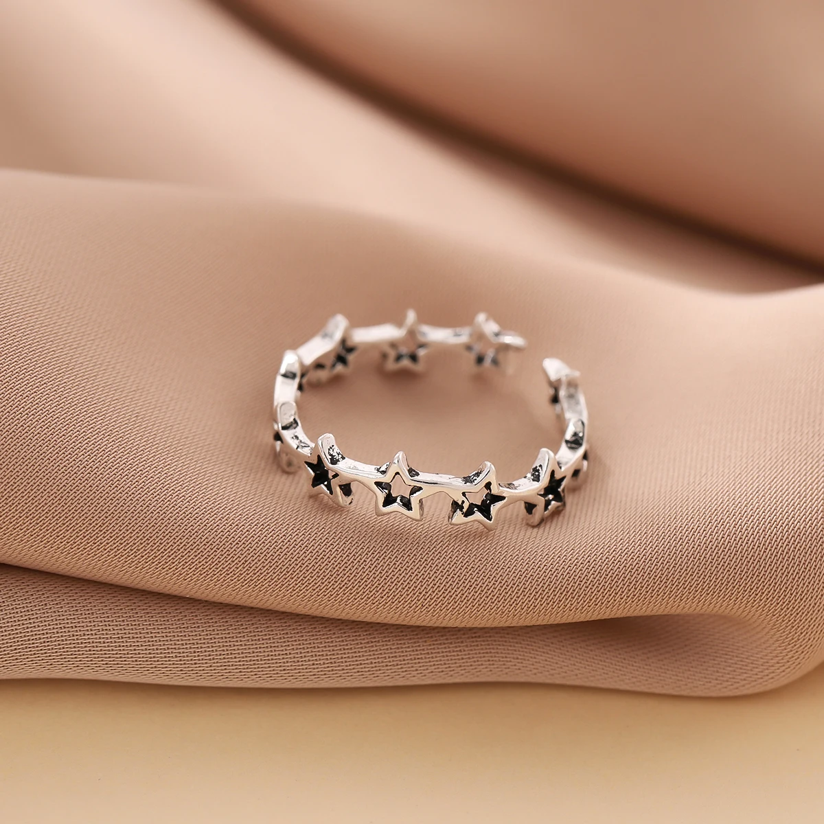 New Simple Retro Five-pointed Star Hollow 925 Sterling Silver Jewelry Creative Star Even Star Opening Rings  R245