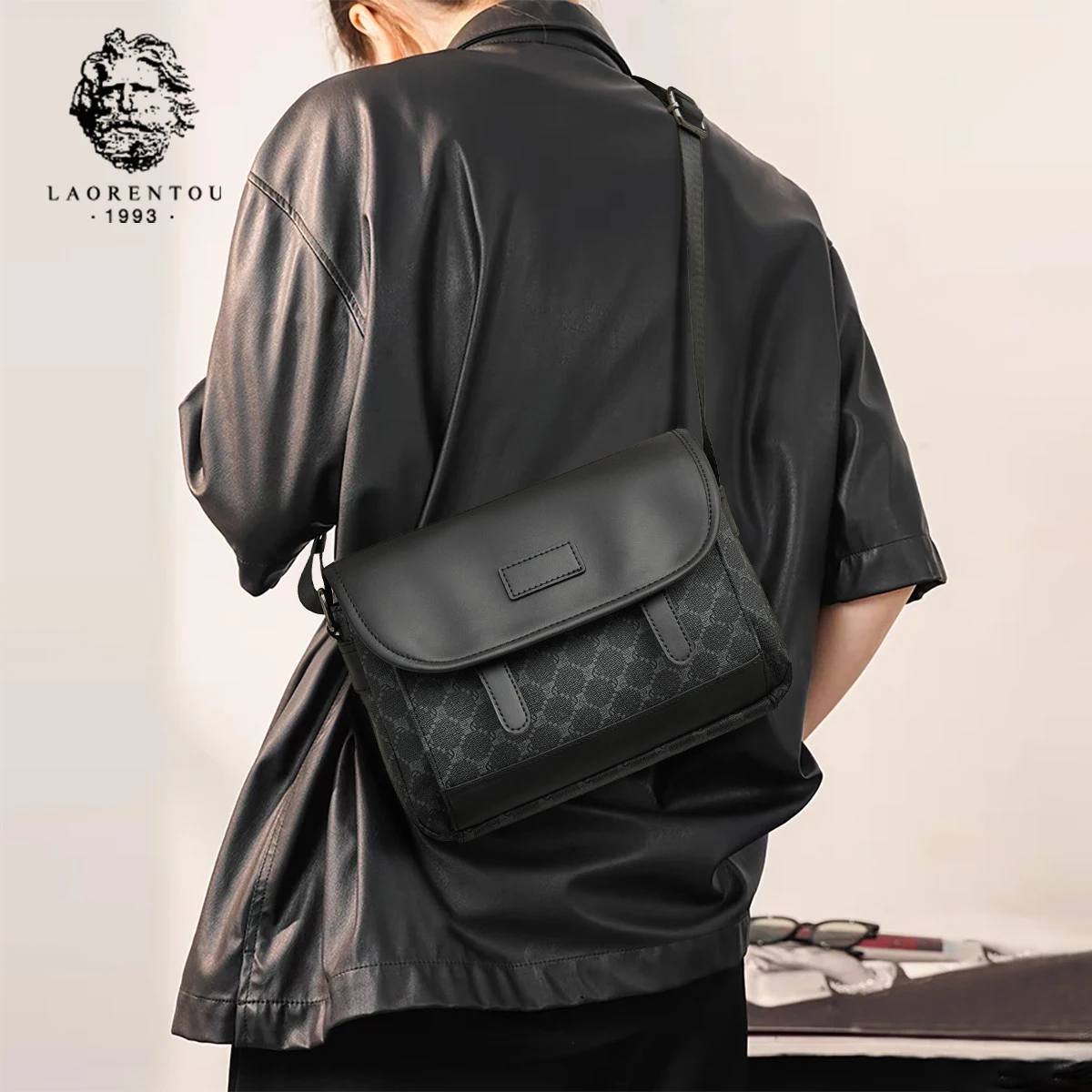 LAORENTOU Men Messenger Bag Black Simple Shoulder Handbag