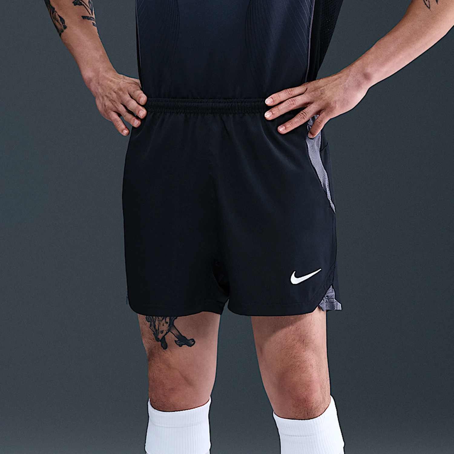 Nike genuine Total 90 Dri-FIT Men's Breathable Soccer Shorts HV1183-010