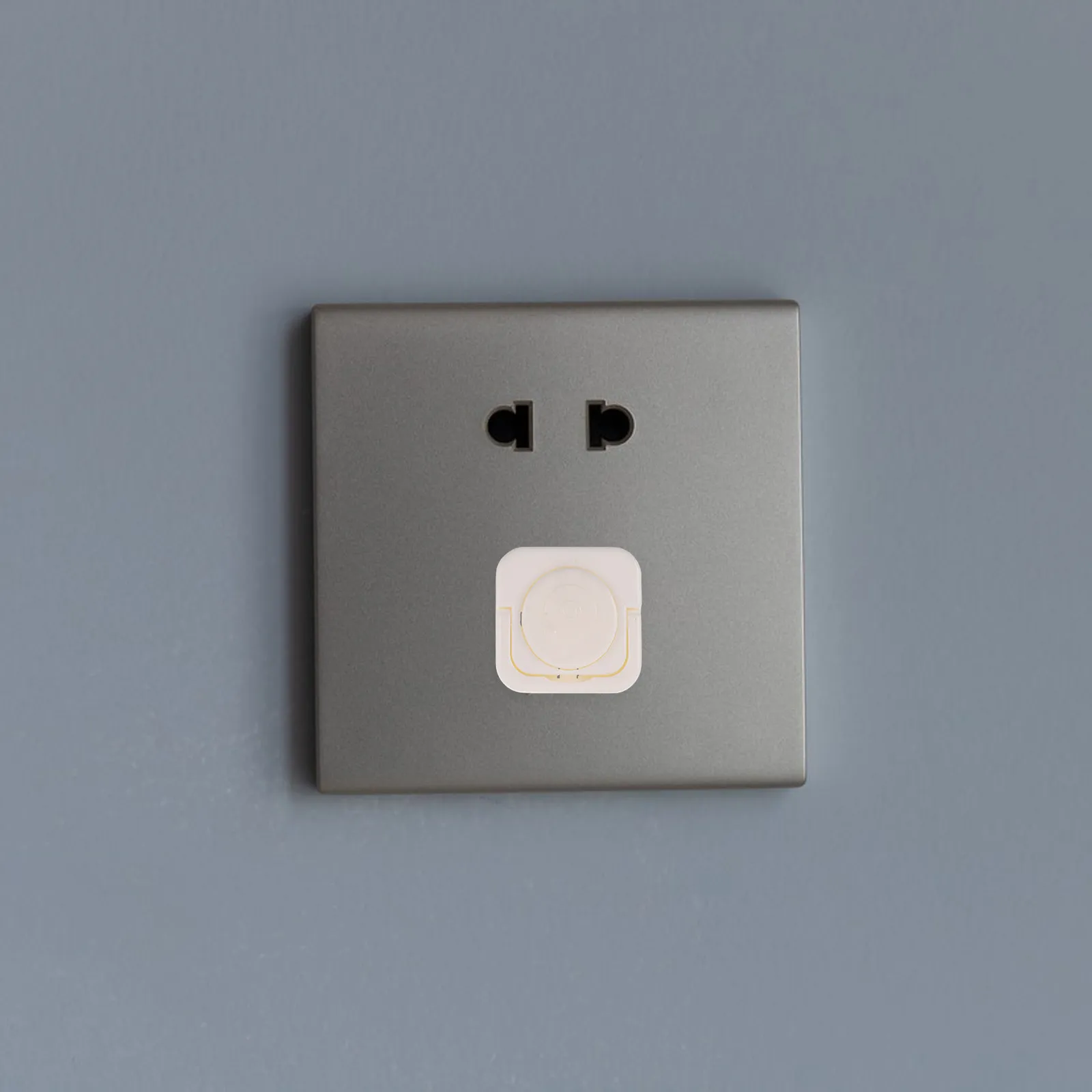45pcs-baby-proof-outlet-covers-electrical-plug-protectors-child-safety-socket-cover-infant-shock-prevention-protectors