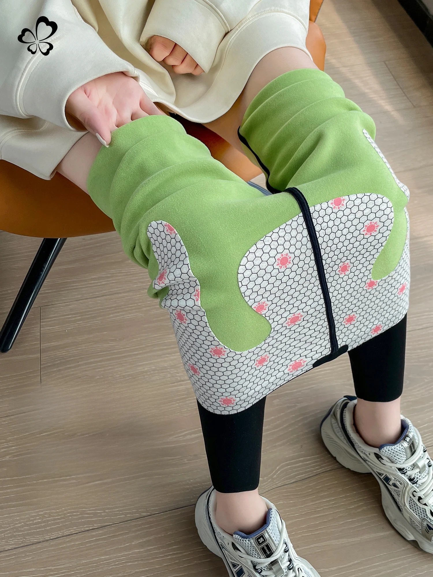 

Брюки для йоги Thiened Fce с высокой талией. Женские брюки из овчины. Эластичные повседневные брюки с подтяжкой ягодиц. Нейлон и спандекс.