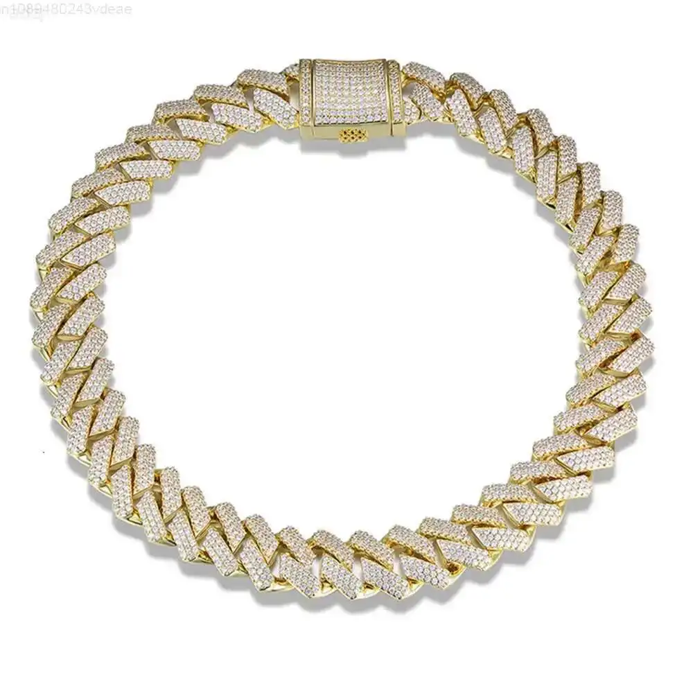 

18mm 266.5g Heavy Diamond Cubic Zirconia Fancy Lock 18k Gold Plated Cuban Chain for Men