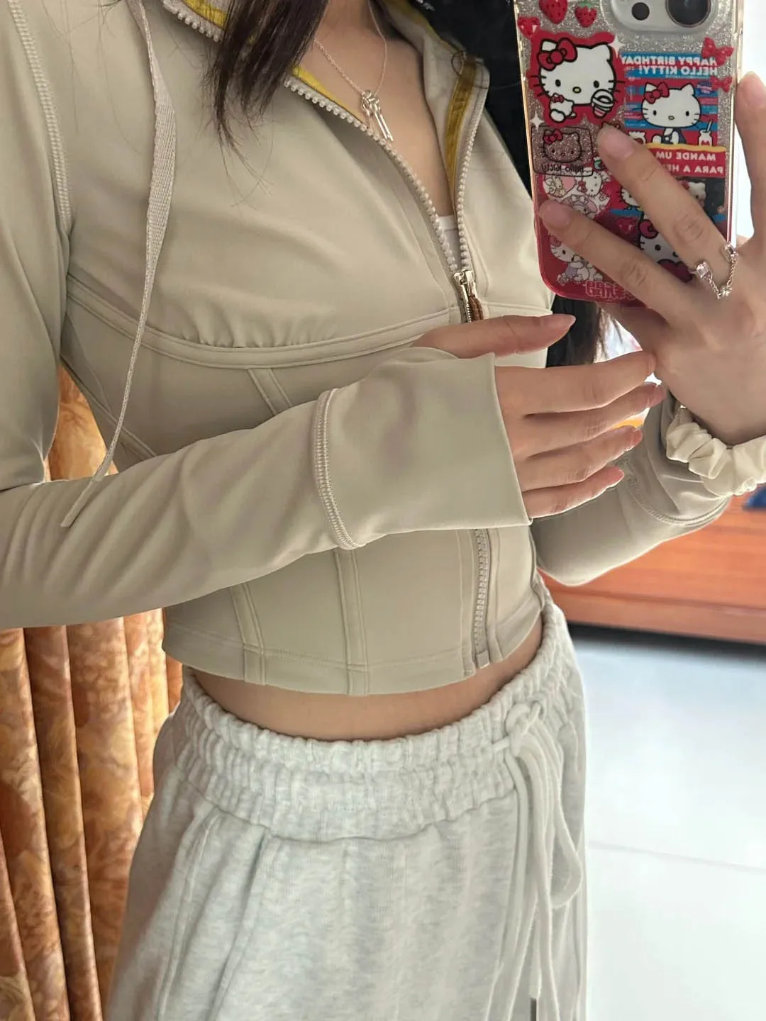 

Autumn New Yoga Women's Sports Fitness Fishbone Short Stitching Slimming Waist Cardigan Zipper Hooded Jacket