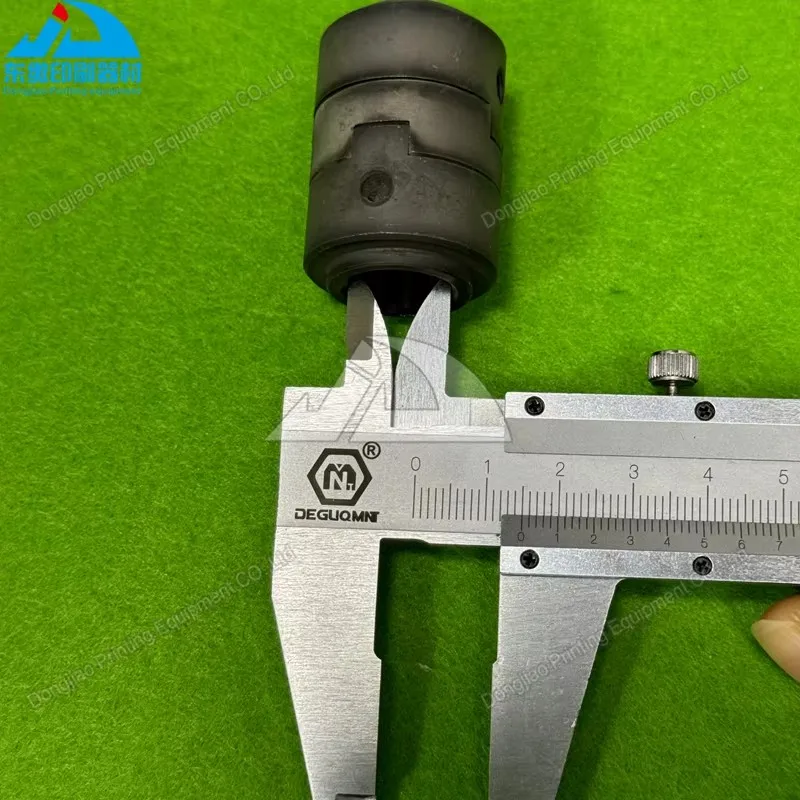 

1 Piece D3000 Shaft Connector for Mitsubishi D3000 Printing Machinery Spare Parts Coupling