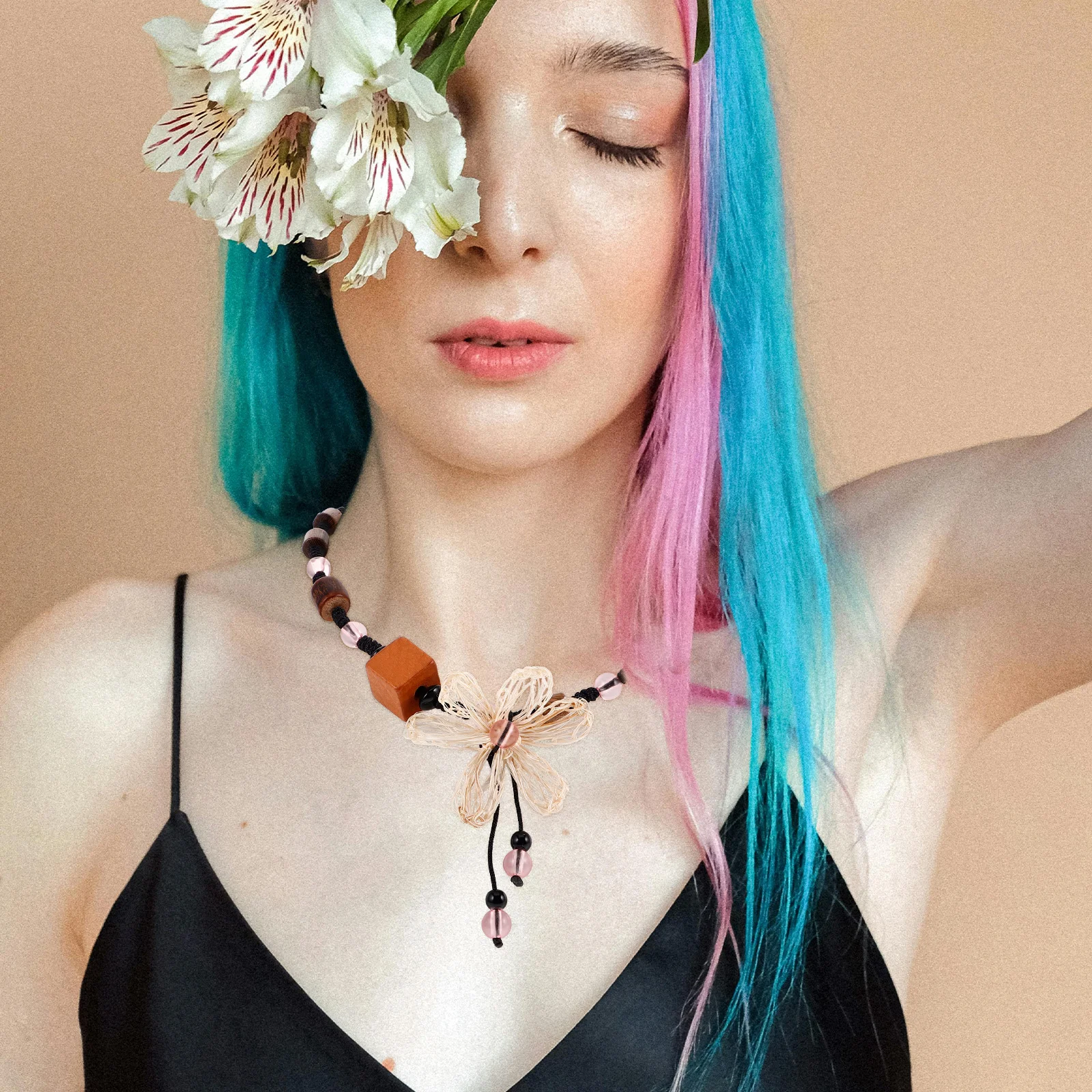 

Wooden Flower Necklace for Women Boho Vintage Choker Collarbone Chain Summer Beach Outfit Accessory Lightweight Woven Wood