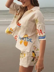 Conjunto de 2 piezas con estampado de pájaros y flores para mujer, camisa de manga corta con botones y cuello en V, traje de Top, pantalones cortos de cintura alta