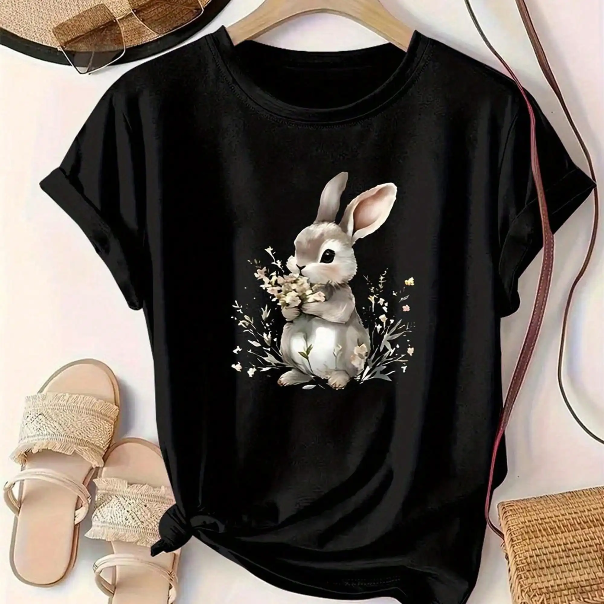 Adorable Floral Bunny Print T-Shirt For Plus-Size Women, Featuring A Charming And Playful Floral Pattern. This Loose-Fitting, Comfortable Short-Sleeve Round Neck Top Is Perfect For Casual Summer Outings And Daily Wear