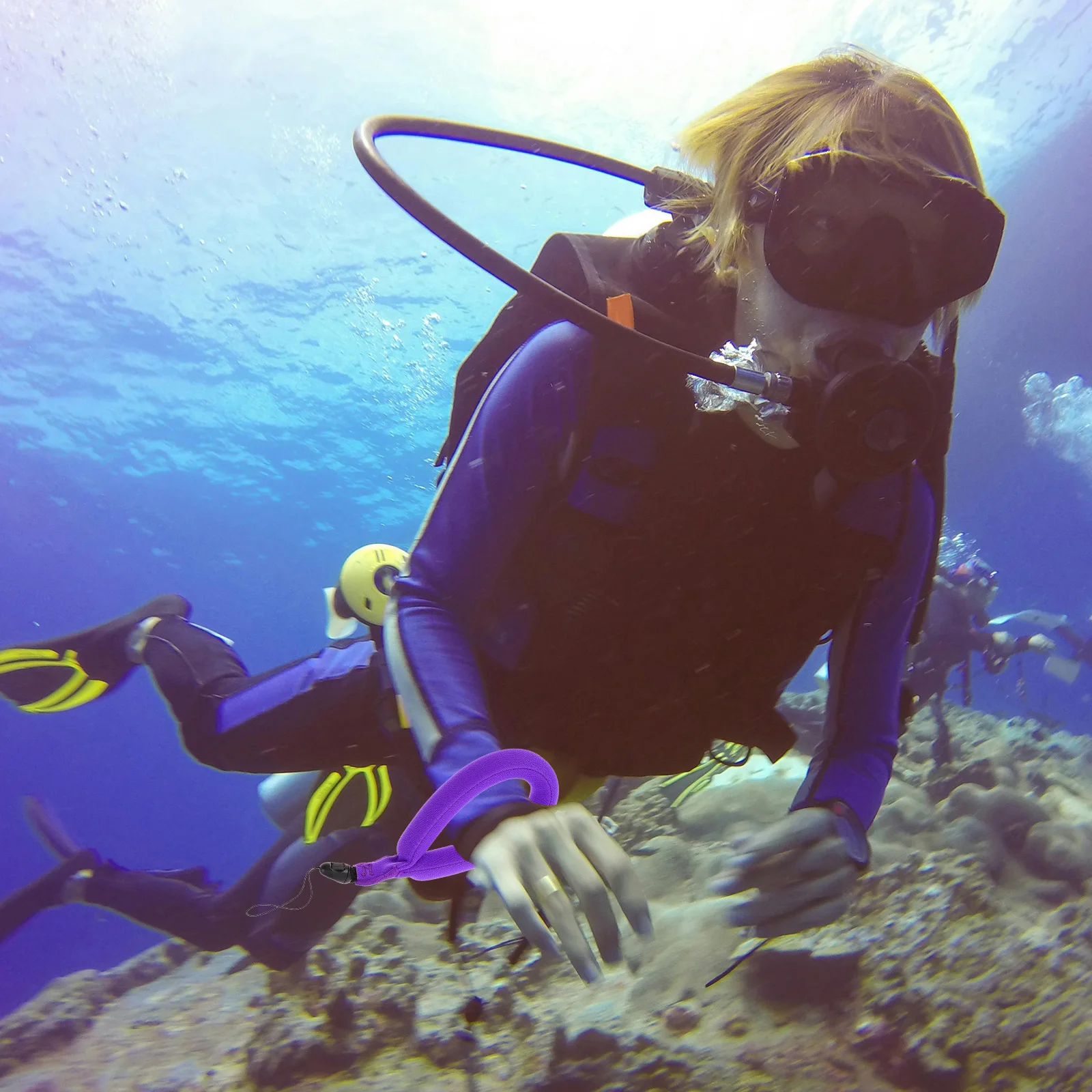 

Waterproof Floating Camera Wrist Strap Neoprene Adjustable Float Hand Grip For Underwater Diving Swimming Kayaking Waterproof