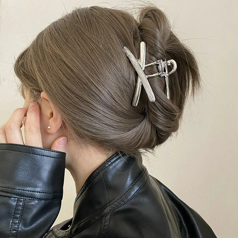 

New Simple Cross-Shaped Claw Clip Ladies Fashion Metal Hair Clips Elegant Woman Ponytail Clip Headdress Hair Accessories