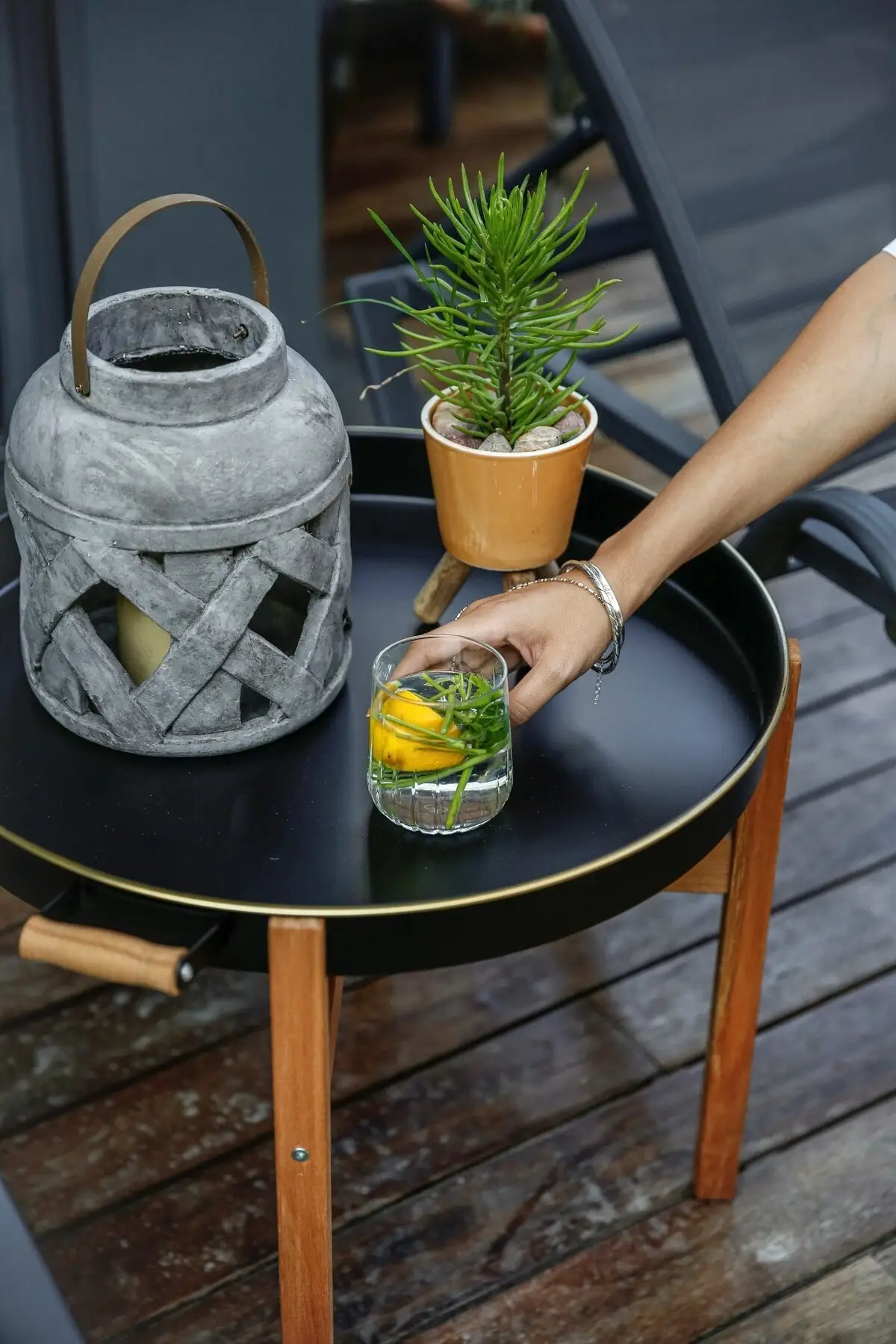 Wood-Legged Country Style Black Tray & Coffee Table