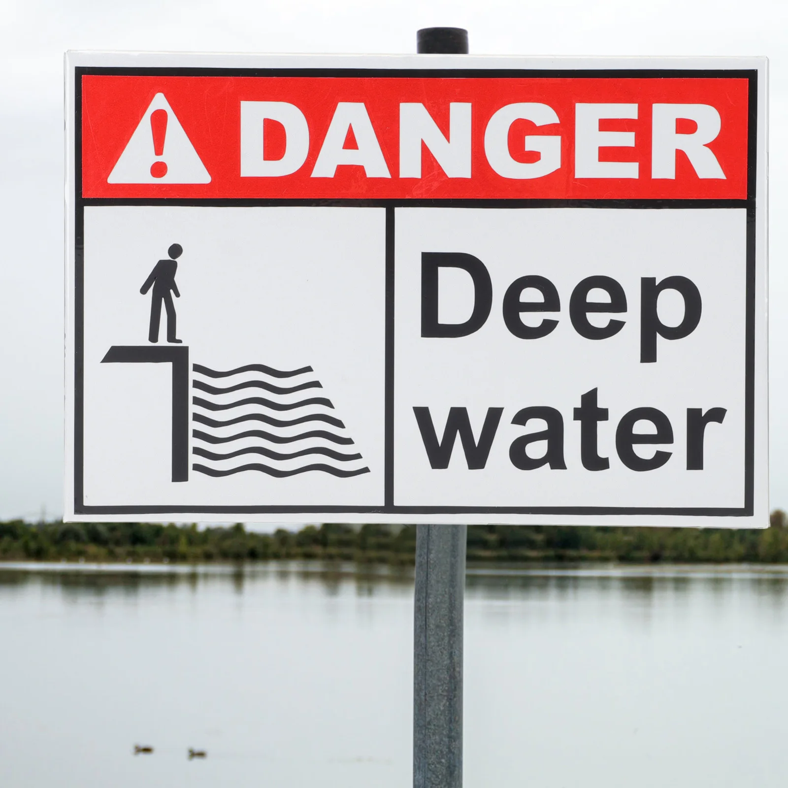 Deep Water Dangerous Zone Sign Outdoor Warning Sign for Kids Adults Safety Security Caution Pond Lake River Security Signs