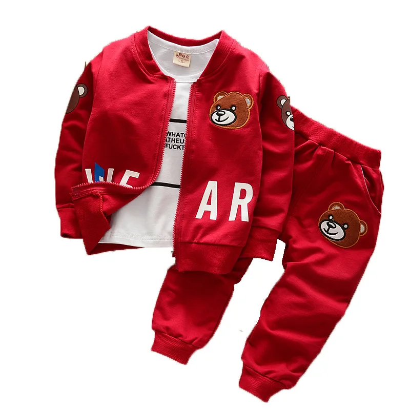 Conjunto infantil con camiseta de oso y chaleco – Ropa cómoda para niño