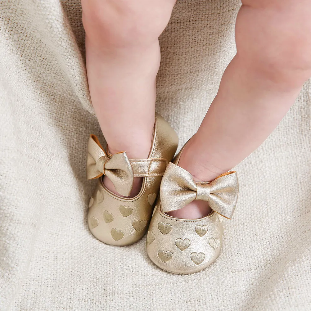 

1 Pair Baby Shoes Heart Pattern Embroidered Bowknot Design Soft Sole Infant Prewalker For Girls Toddlers Indoor Walking Smooth