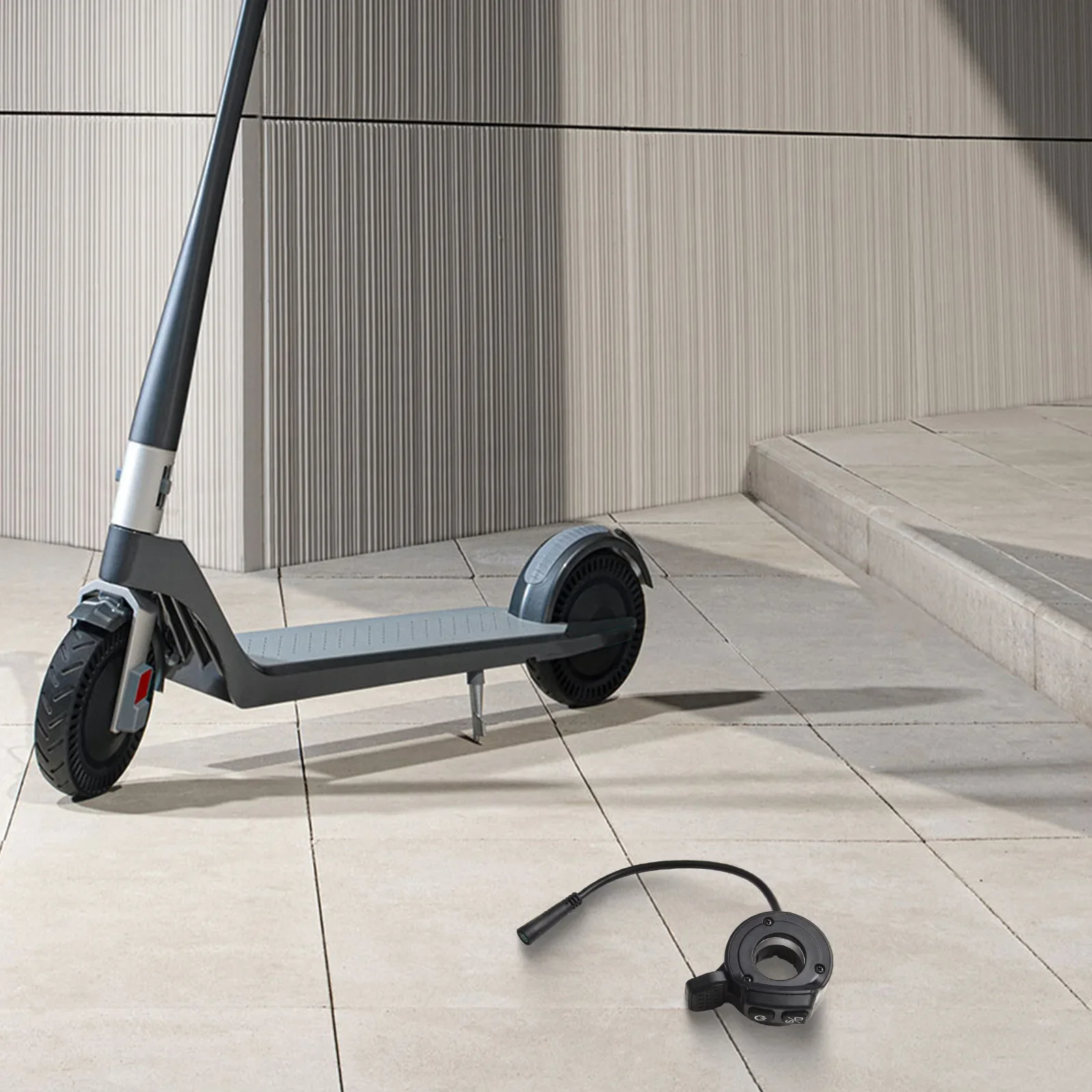 Easy Control Thumb Throttle Accelerator Urban Commuting Reliable Performance User-friendly Experience Waterproof Design