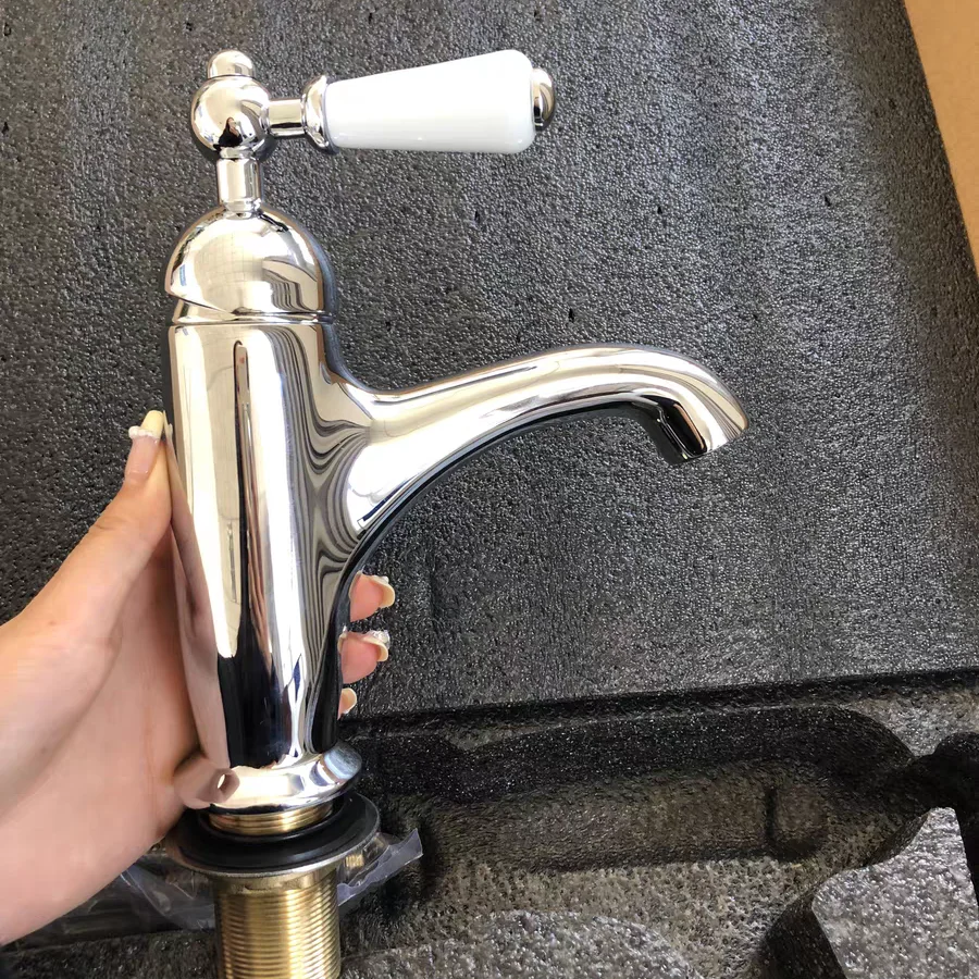 

European Retro American Classical Tap Hot Selling 1 Handle Brass Mixer Faucet for Hotel and Bathroom