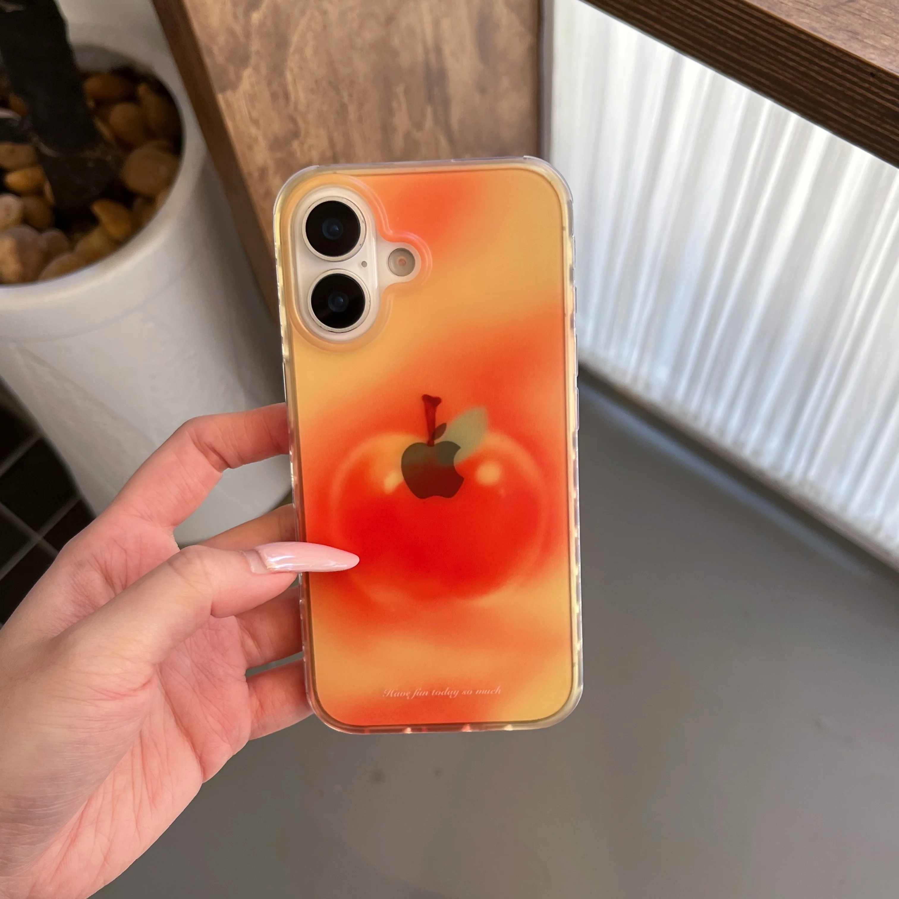 내구성 있는 레트로 그라데이션 사과 패턴 비즈 끈이 달린 아이폰 17 16 15 14 13 프로 맥스용 폰 케이스