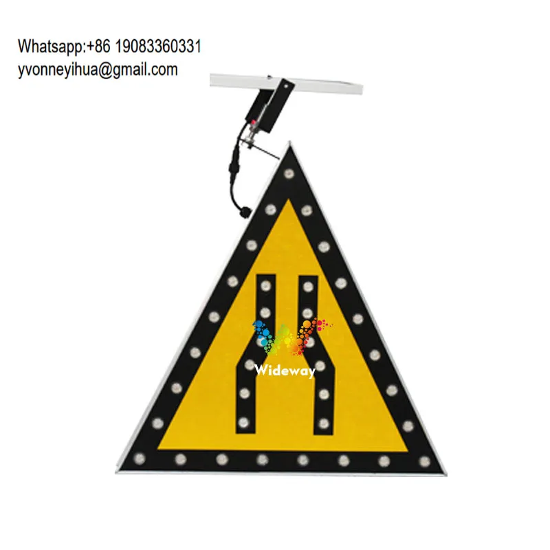 

Solar Powered LED Traffic Signs For Road Construction Narrowing On Both Sides Traffic Sign Board