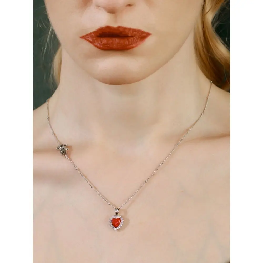 

Heart-catching Necklace Apple Series Love Imitation Opal Niche Design Sense High Fashion Trend Pendants