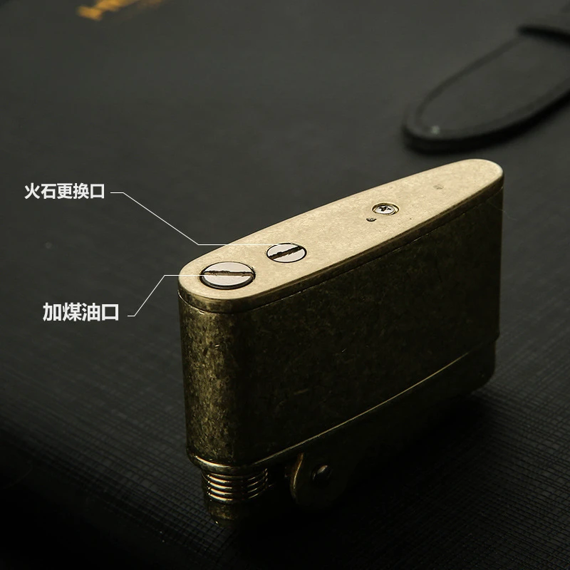 Honest trench brass pressure ignition kerosene lighter Retro mechanical gasoline oil lighter - 4*5.6cm