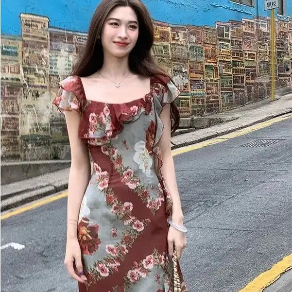 

Long Suspender Dress Women Spring Summer 2025 New Niche High-End Outfit Large Pendulum Design Splicing Long Skirt