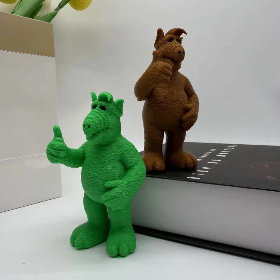 

3D Printed Alf The Alien Thumbs-up Statue Made of Durable Plastic Suitable for Indoor/outdoor Desktop Garden, or Car Decorations
