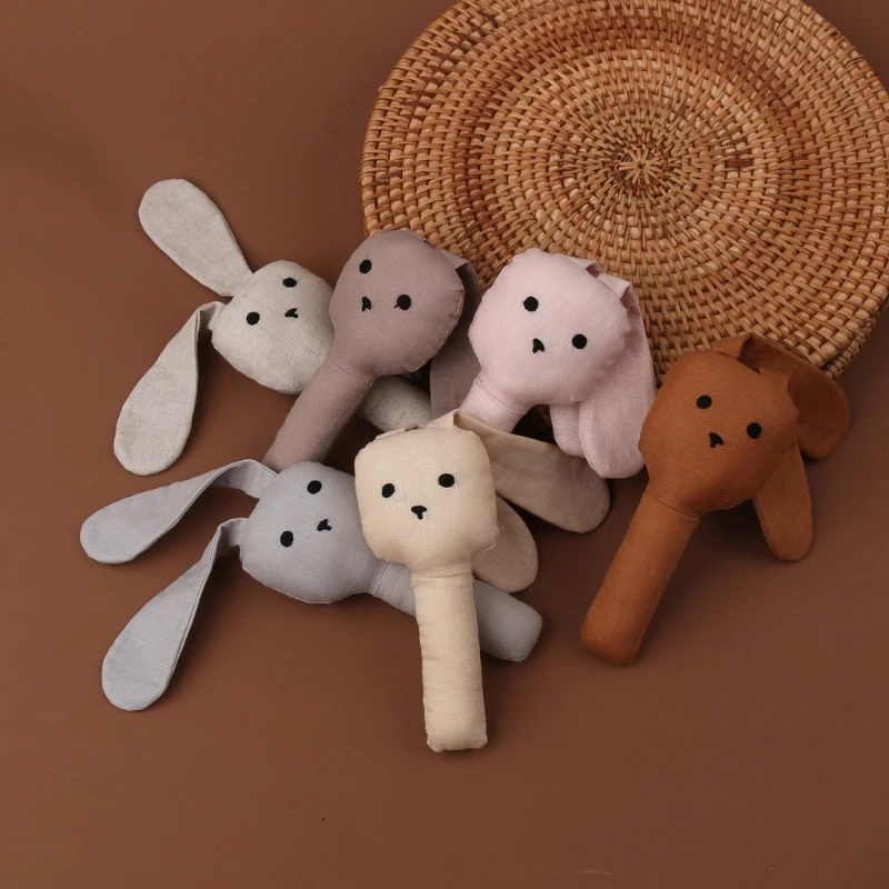 Cartoon Bunny Plush Ring Shaking Toy Rattle for