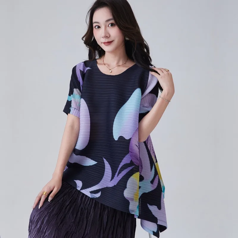 2025 New Miyake Pleated Women's T-Shirt Summer New Irregular Short Sleeve Printed Jitterbug Stretch Top Large Size Loose Women