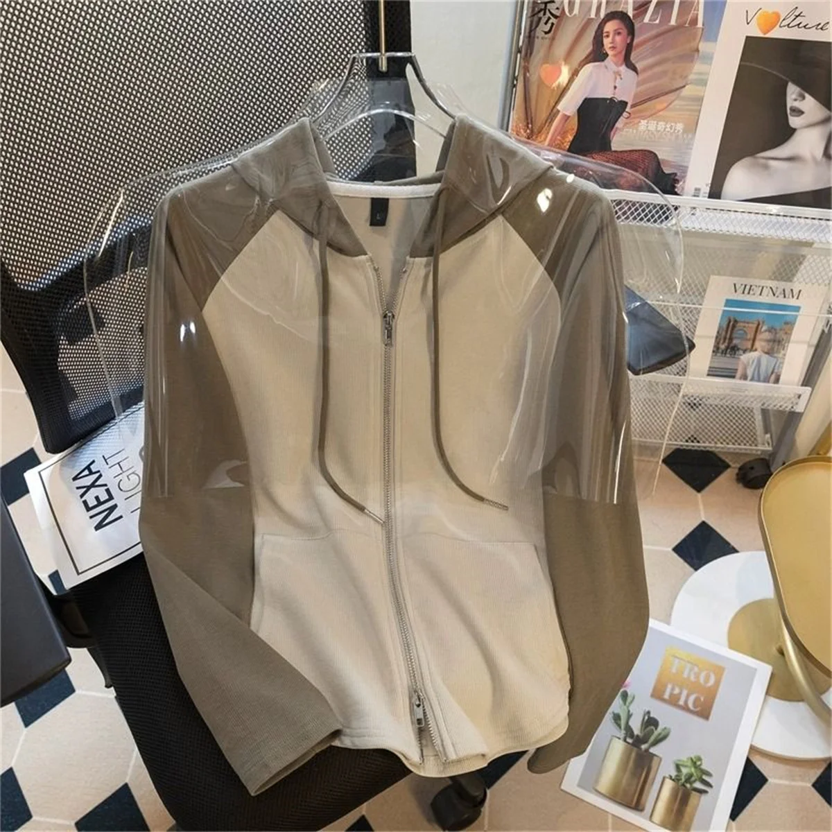 2025 Zipper Hooded Sport Jacket Spring and Autumn Thin Collection New Cute Girl Fashion Trends Versatile Casual Top