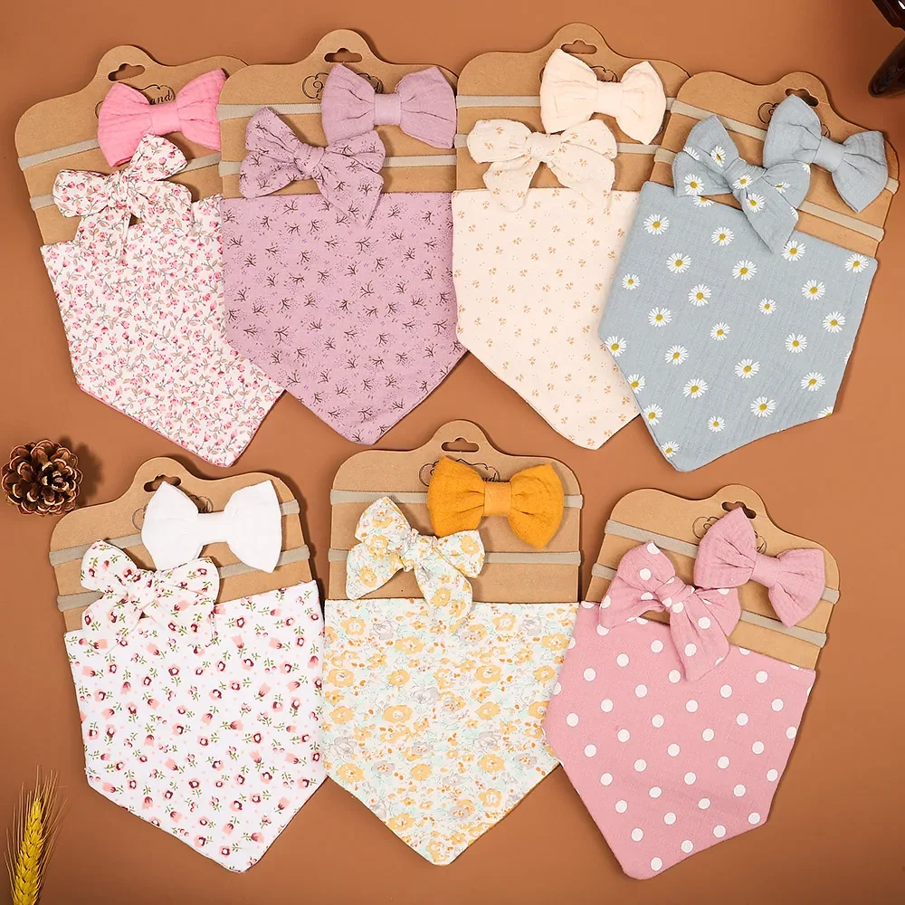 3Pcs/set Soft Baby Bib Bow Headband Adjustable Button Triangle Saliva Towel Print Infant Baby Feeding Burp Cloth Baby Headband