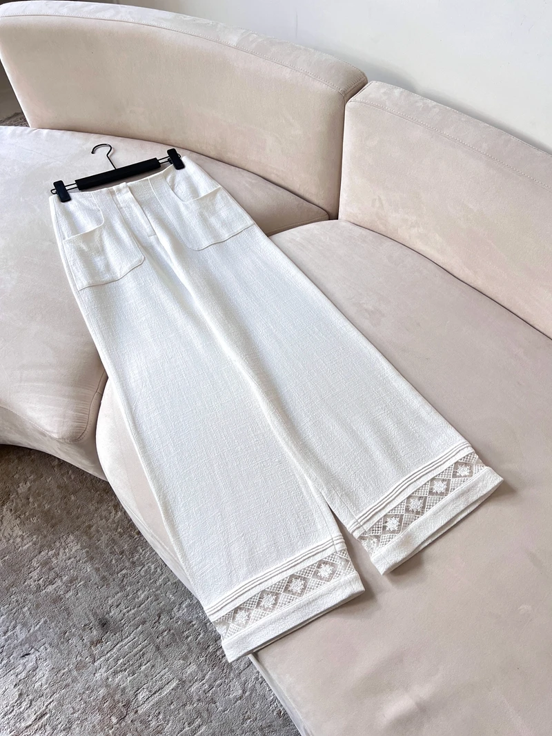 

Белые свободные повседневные брюки с тяжелой вышивкой и кружевом, прямого кроя, универсальный дизайн, с цветочным узором, в стиле Old Money, женские.