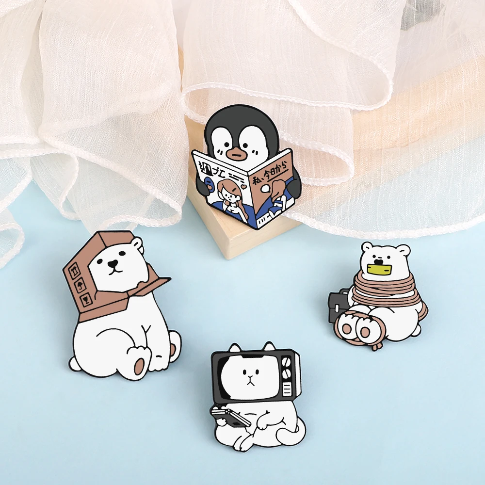 Kidnapped Polar Bear Pin Badge Penguin Read Magazine Recyclable Bears Brooch Enamel Cartoon Cat Watches TV Pin Kids Jewelry Gift