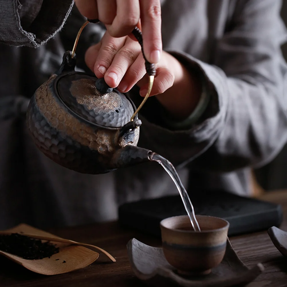 

230ml Ceramic Teapot Retro Practicable Tea Kettle with Filter Hole Perfect for Kung Fu Tea Brewing Retro Teapot
