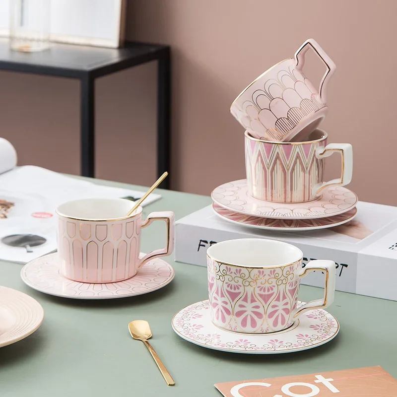 

Small Luxury Coffee Cup And Saucer Set Porcelain Nordique English Tea Cup Set Mug Ceramic Vaisselle Cuisine Kitchen Tableware