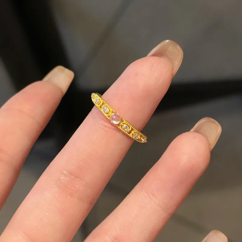 Xiaohongshu شعبية الذهب جوفاء سطح البيض حلقة الإناث المتخصصة شخصية الموضة مزاجه ضوء الفاخرة مطعمة الزركون الدائري #1