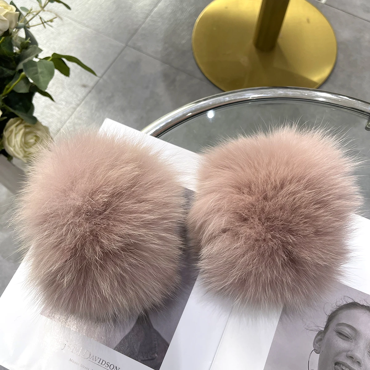 2026 New Style Fox Fur Cuff Arm Warmer Lady Bracelet Real Fur Wristband Glove High Quality Fox fur Cuffs Hot Sale Wrist Warmer