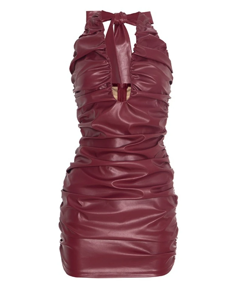 เดรสสั้นหนังเทียมสำหรับผู้หญิง แฟชั่นเรียบหรู คอวีลึก ผูกคอ แขนกุด เปิดหลัง ทรงเข้ารูป เหมาะสำหรับงานปาร์ตี้และคลับ