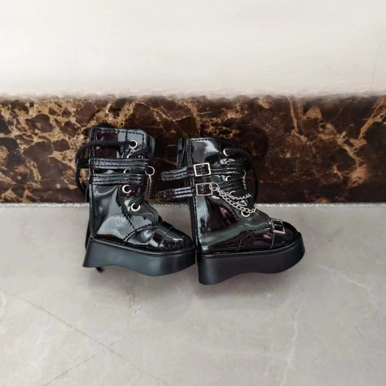 Puppenschuhe für 1/4 Bjd Puppe, Größe 6 x 2,4 cm, Stiefel, schwarze Lederschuhe, Mädchenspielzeug, Anziehspielhaus, Puppenzubehör, keine Puppe