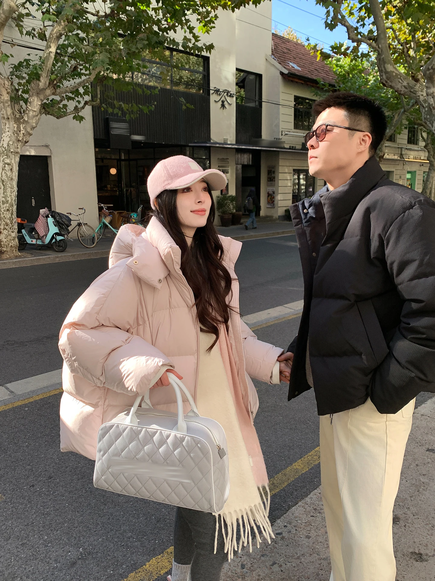 

Aboutpoem Women's Loose Fit Hooded down Jaet 90% White Du Feather Textured Comfortable Polyester Fiber Warm Daily Wear