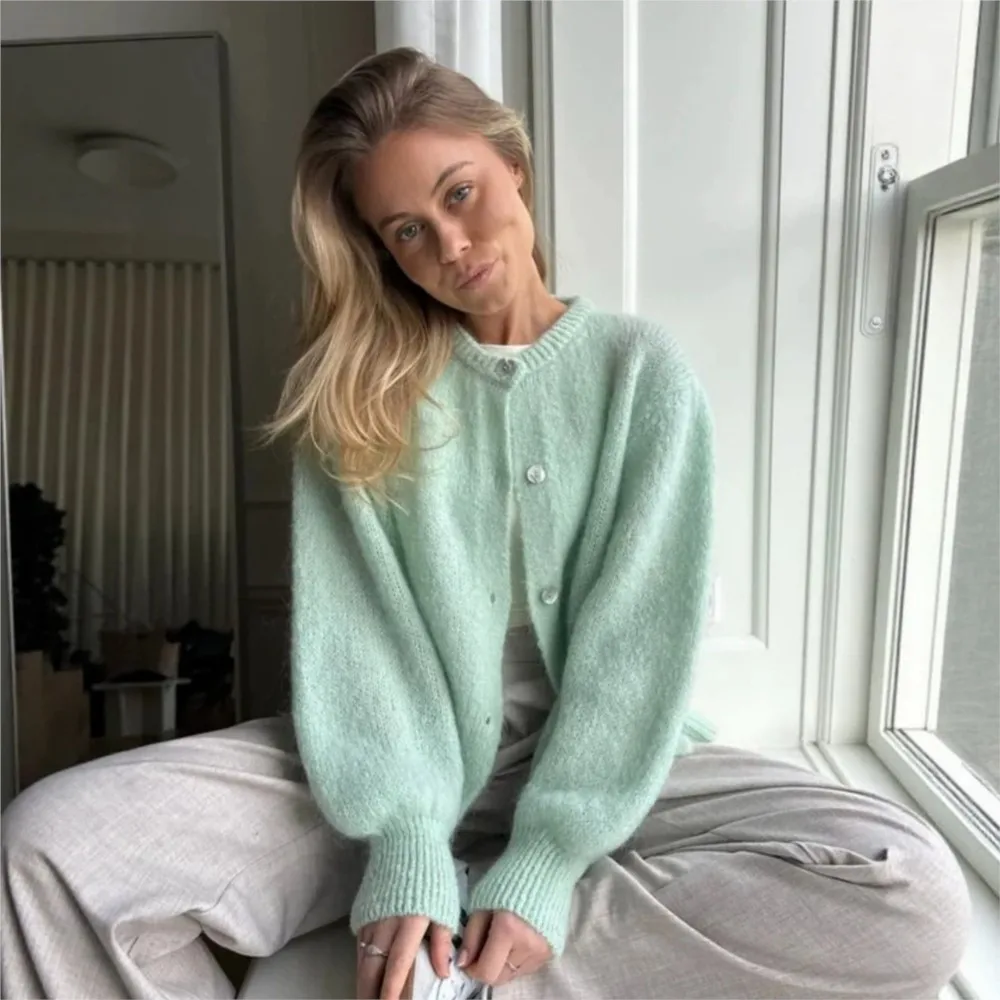 MsChuh Autumn Women's Clothing Solid Color Sweater Cardigans Loose All-match Outerwears Simple Style Pulls Femmes Comfortable