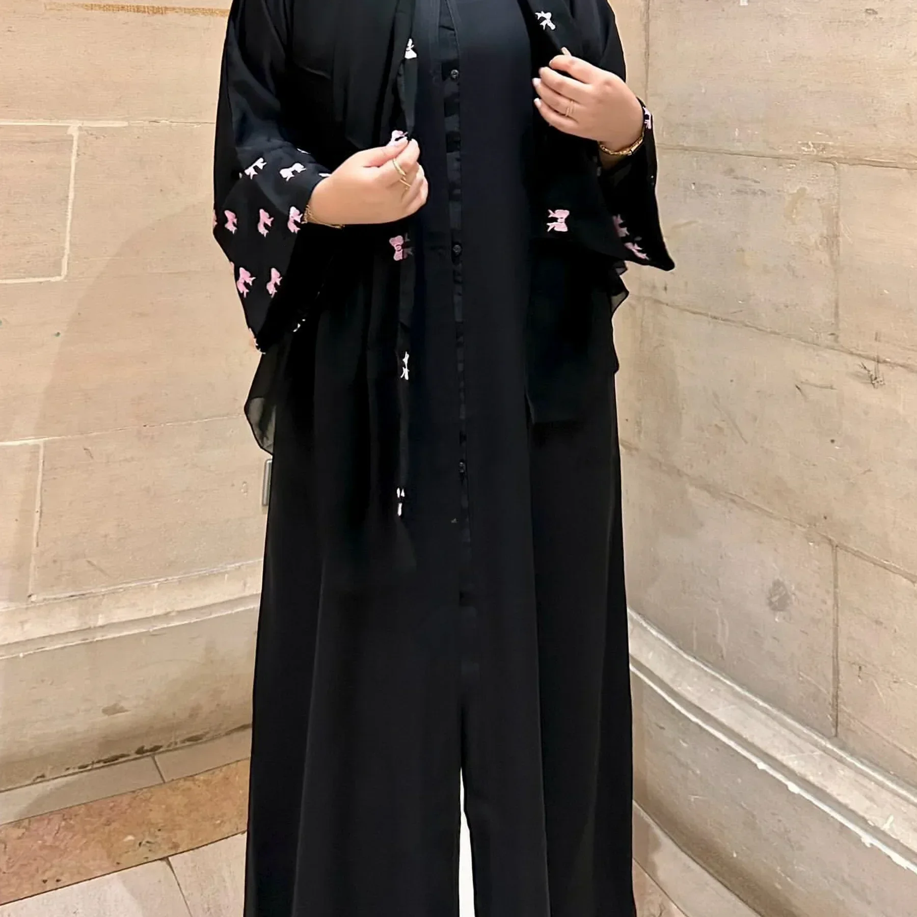 Eid Bow Sleeve Open Abaya Kimono Haft Czarny Muzułmanin Saudi Gulf Abayas dla kobiet Dubaj Luksusowe Tureckie Islamskie Ubrania Kaftan