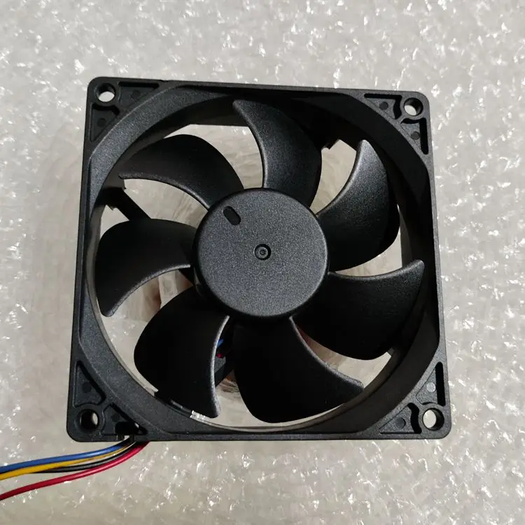 AD9225B12M-P18 433 DC 12V 0.40A 92x92x25mm 4-Wire Server Cooling Fan