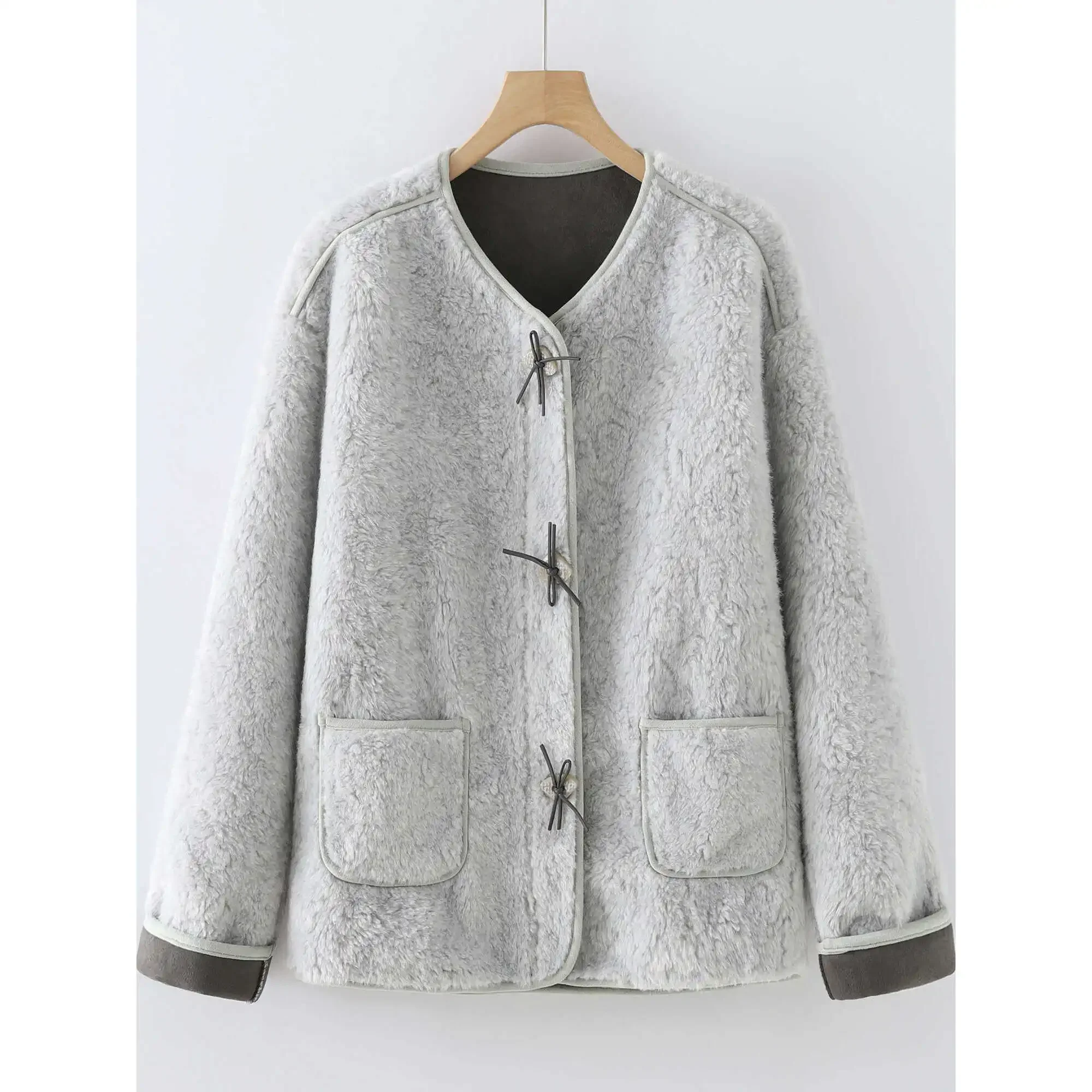 2026 Autumn and Winter New Women's Lambhair Jacket Round Neck Casual Warm Jacket