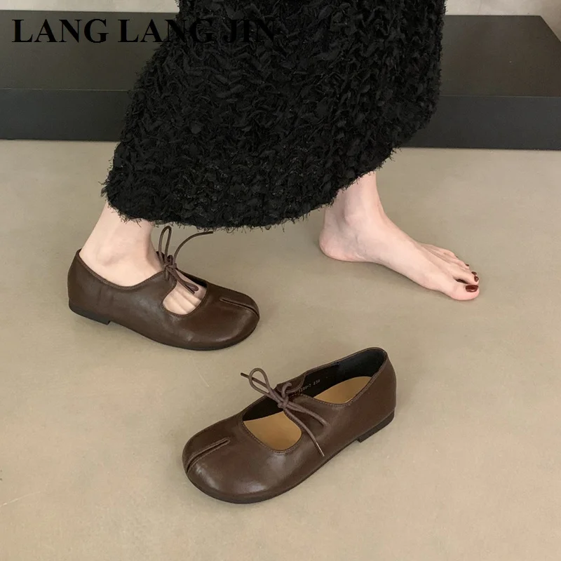 Women Faux Split Toe Mary Jane Baqllet Flats Front Lace Up Bow Soft Flat Shoes Vintage Minimalist Daily Walking Slip On Ballerin