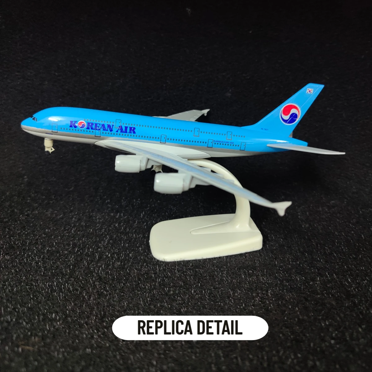 Scale 1:250 Metal Aviation Replica 20cm, Korean A380 Aircraft Model Airplane Miniature, Room Decor Xmas Gift Kids Toys for Boys