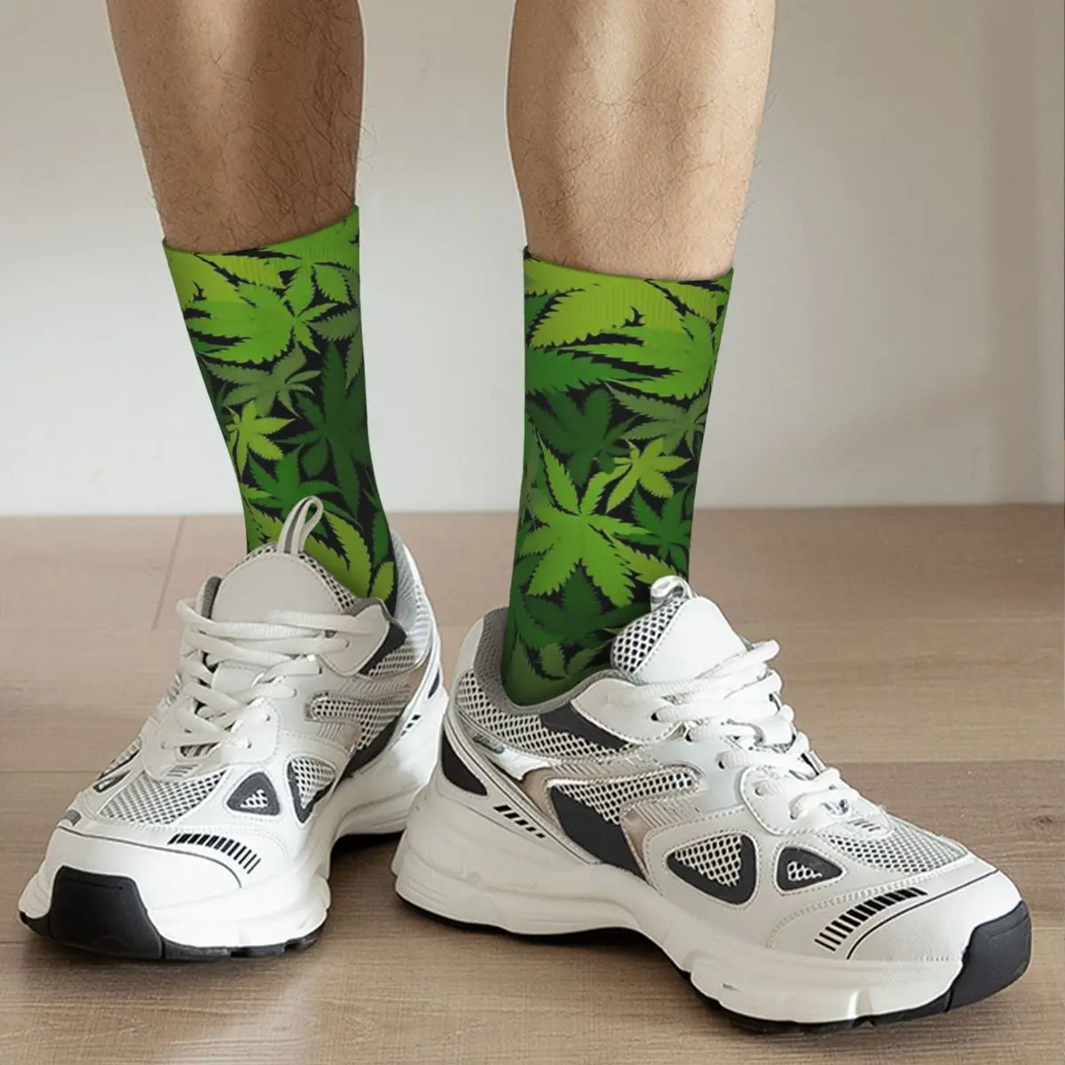 Funny Crazy Sock for Men Weed Leaf Hip Hop Vintage Camo Army Happy Seamless Pattern Printed Boys Crew Sock Novelty Gift