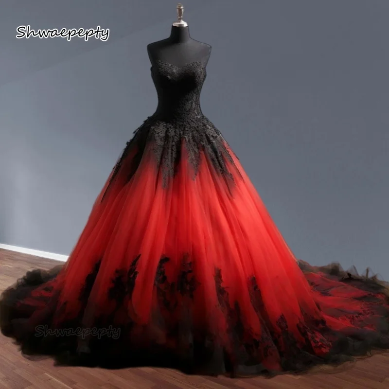 Schwarz mit rotem Vampir-Gothic-Hochzeitskleid, Spitzenapplikationen, ärmellos, langes Vintage-Brautkleid, maßgeschneidert, Vestidos De Novia 2025