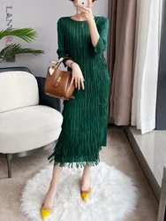 LANMREM Pleated Tassel Dress 2024 Spring New Solid Color Luxury Women Three Quarter Sleeve Slim Fit Wedding Party Clothes 2R9033