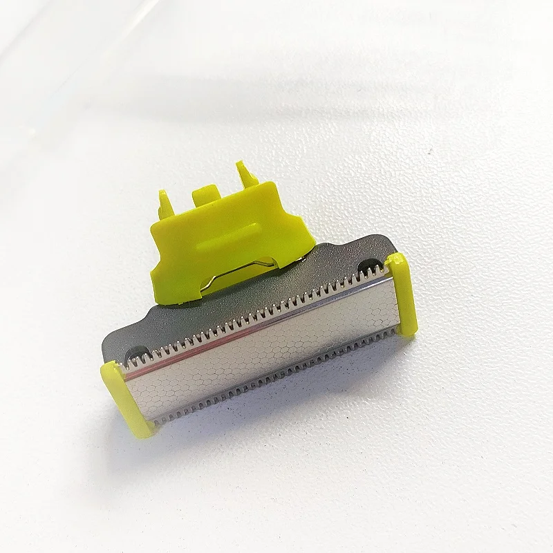 004 -1 قطعة شفرات بديلة لإزالة الشعر: شفرات مسننة على الوجهين، رؤوس ماكينة حلاقة الإصدار الجديد