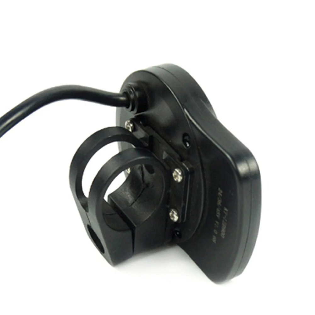 

Dynamic Speed Display For Bicycle Motor LED Display Meter Automatic Voltage Recognition Battery Charge Indicator